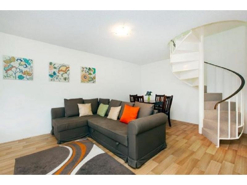 9/246 Flinders Street, Yokine WA 6060