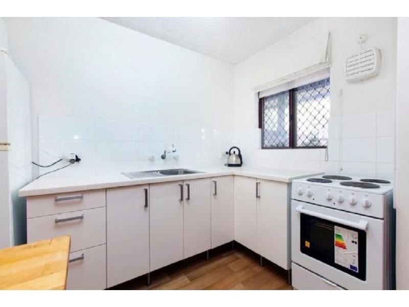 9/246 Flinders Street, Yokine WA 6060