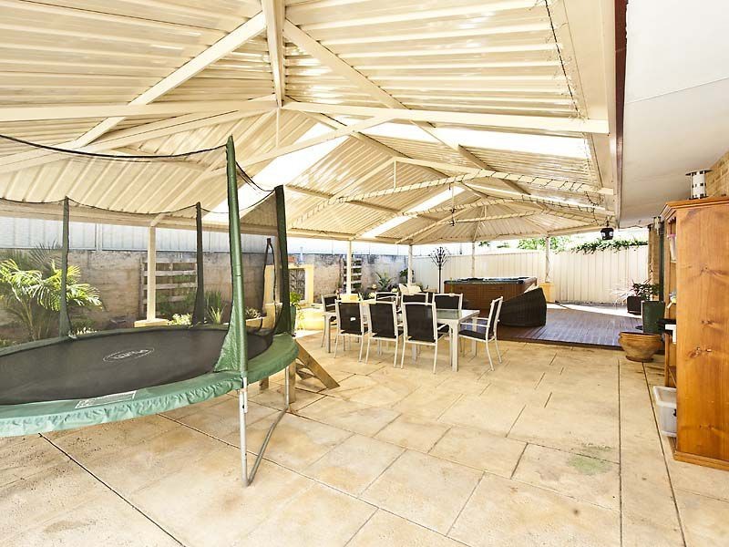 30 Fairburn Crescent, Baldivis WA 6171