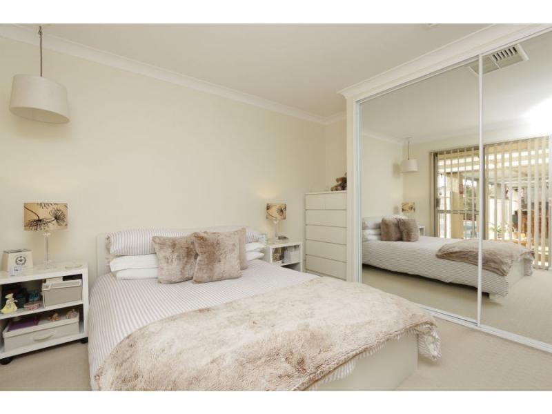 28 Glencairn Way, Parkwood WA 6147