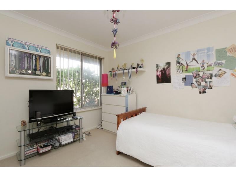 28 Glencairn Way, Parkwood WA 6147