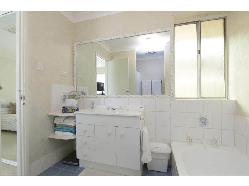 28 Glencairn Way, Parkwood WA 6147