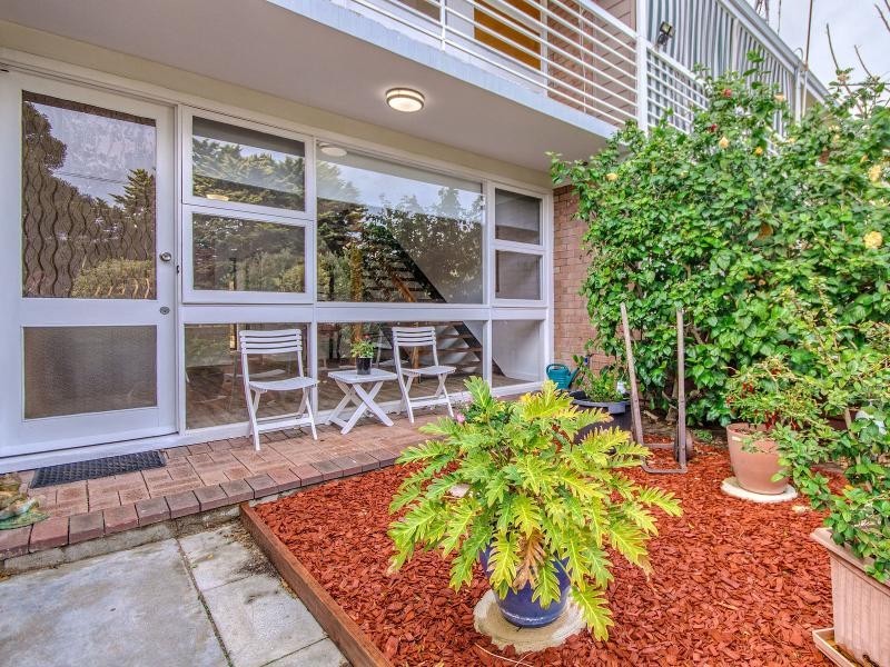 9/8 Payne Street, Shoalwater WA 6169