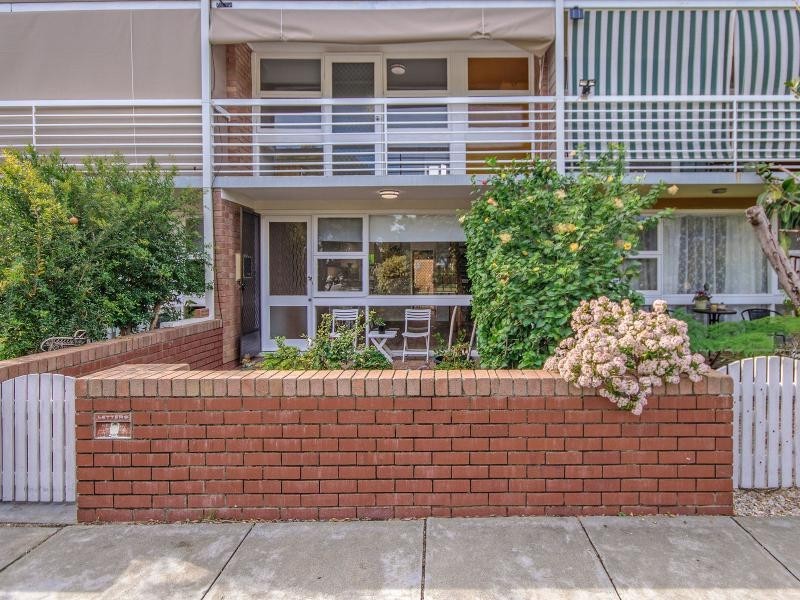 9/8 Payne Street, Shoalwater WA 6169