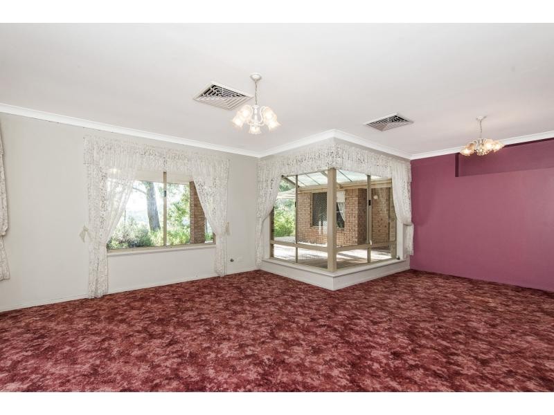 8 Corrigan Rise, Wungong WA 6112