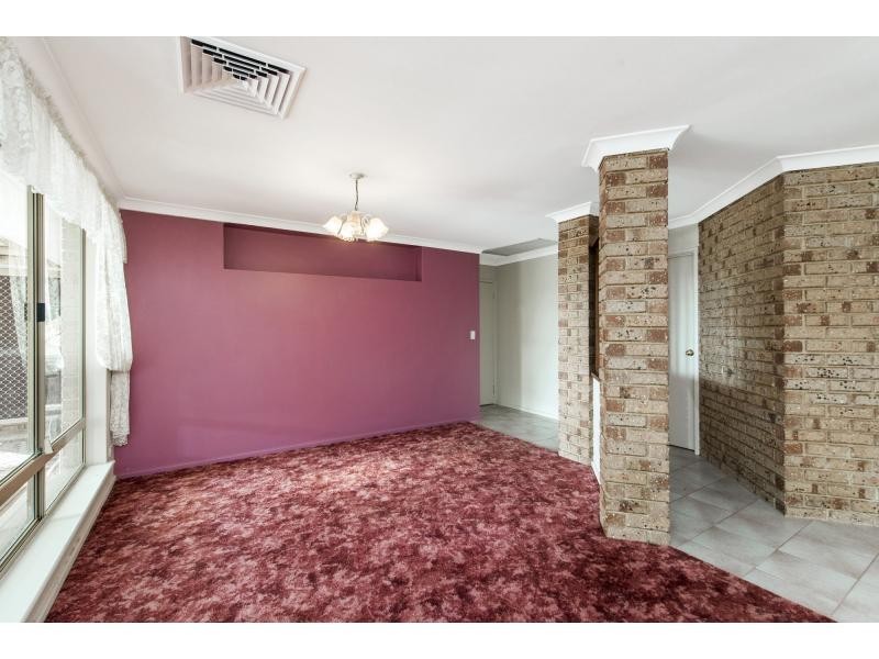 8 Corrigan Rise, Wungong WA 6112