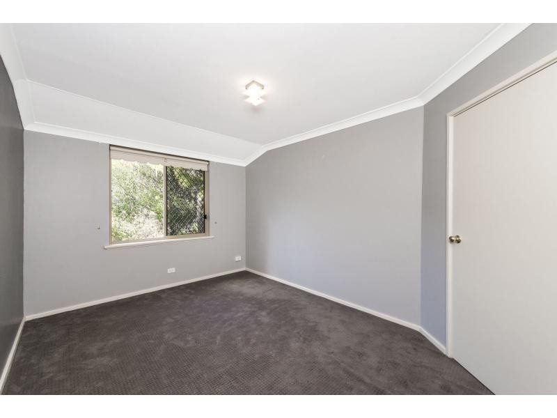 8 Corrigan Rise, Wungong WA 6112