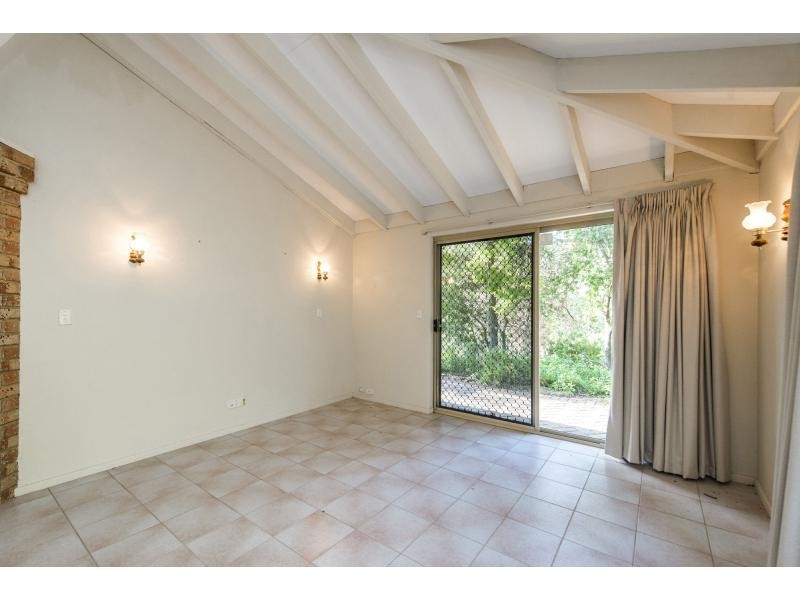 8 Corrigan Rise, Wungong WA 6112