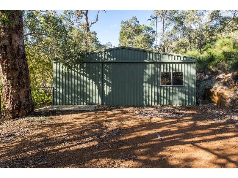 8 Corrigan Rise, Wungong WA 6112