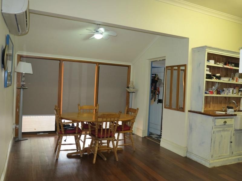 35 Hunt Road, Beverley WA 6304