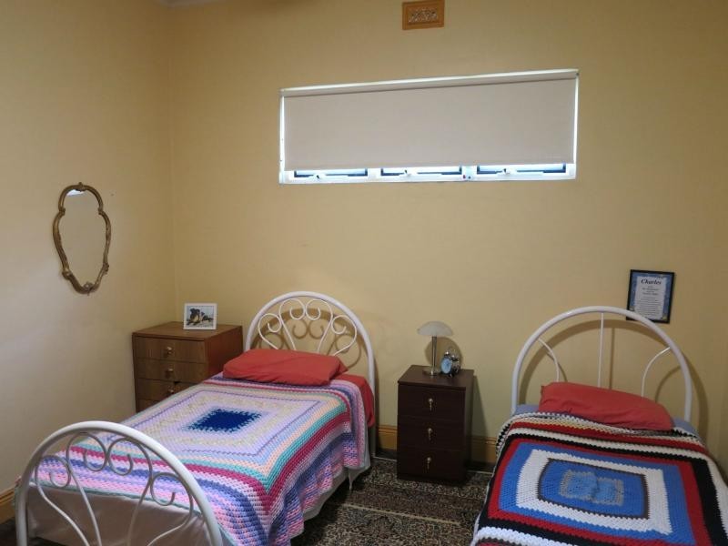 35 Hunt Road, Beverley WA 6304