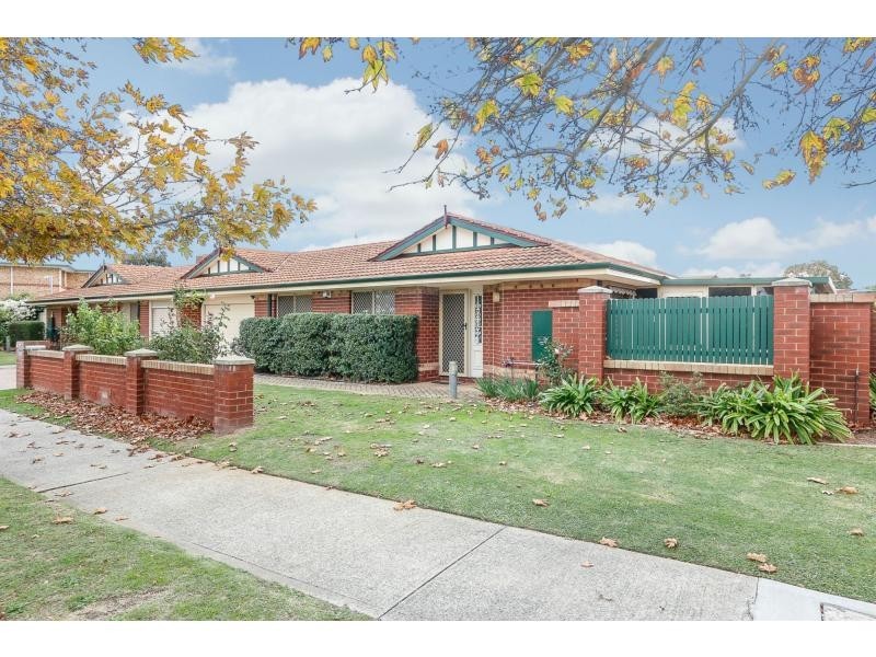 2/4 Mills Street, Bentley WA 6102