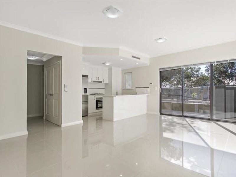 99 Bordeaux Lane, Ellenbrook WA 6069