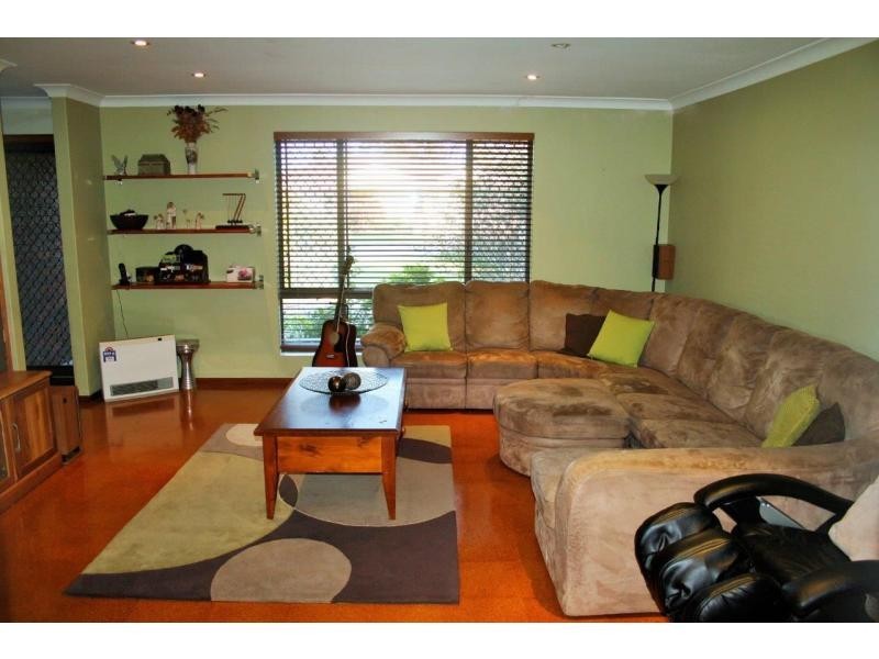 17 Nerida Way, Parkwood WA 6147