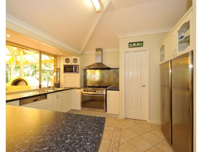 40 Pollard Way, Warnbro WA 6169