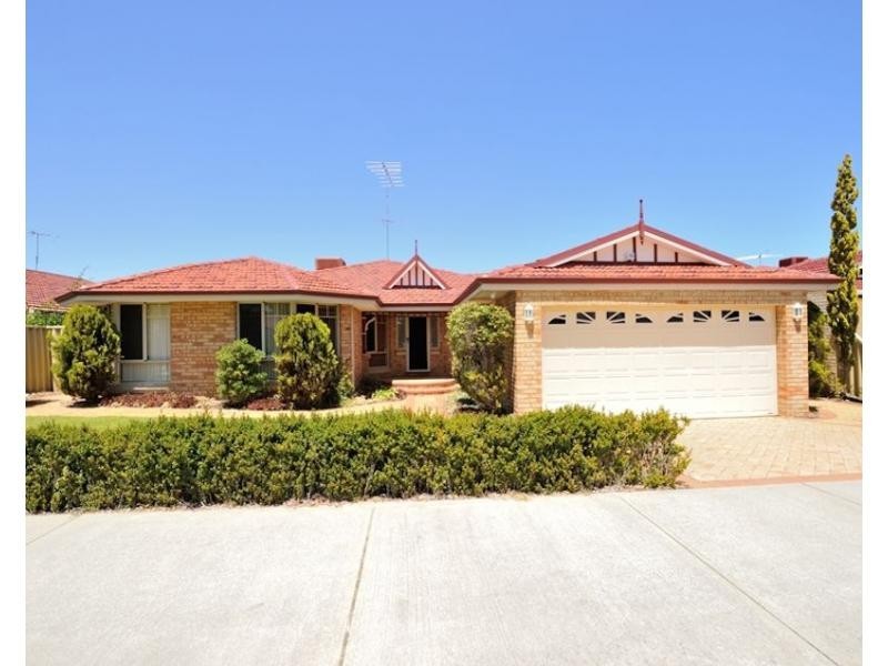 40 Pollard Way, Warnbro WA 6169