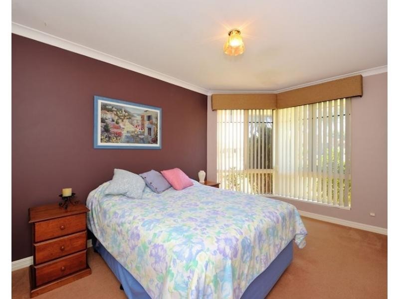 40 Pollard Way, Warnbro WA 6169