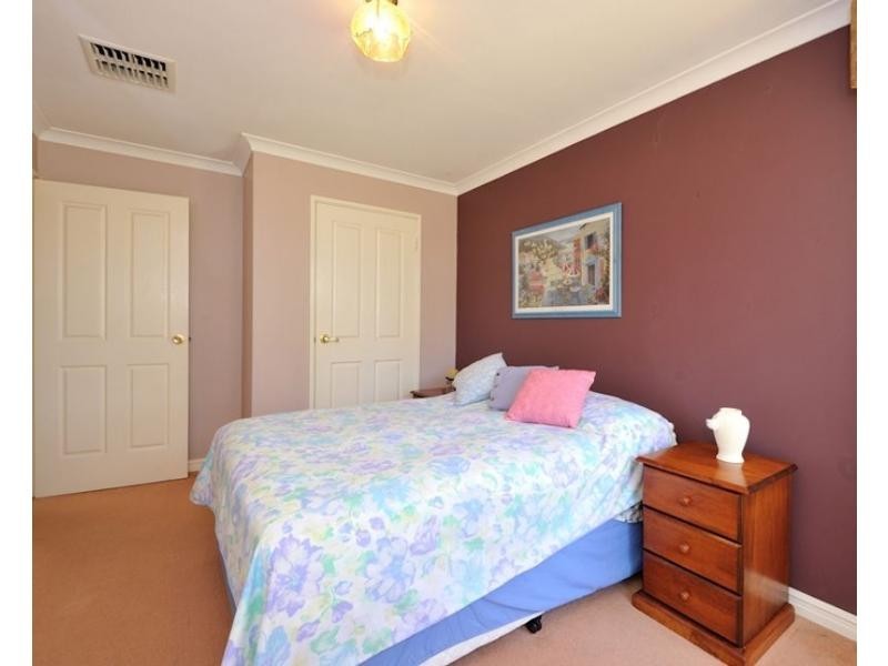 40 Pollard Way, Warnbro WA 6169