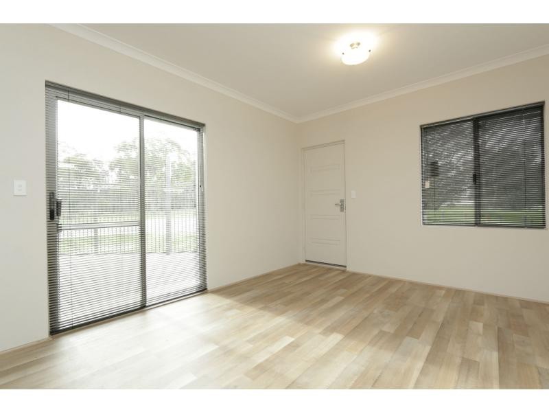 18 Hardey East Road, Wattle Grove WA 6107