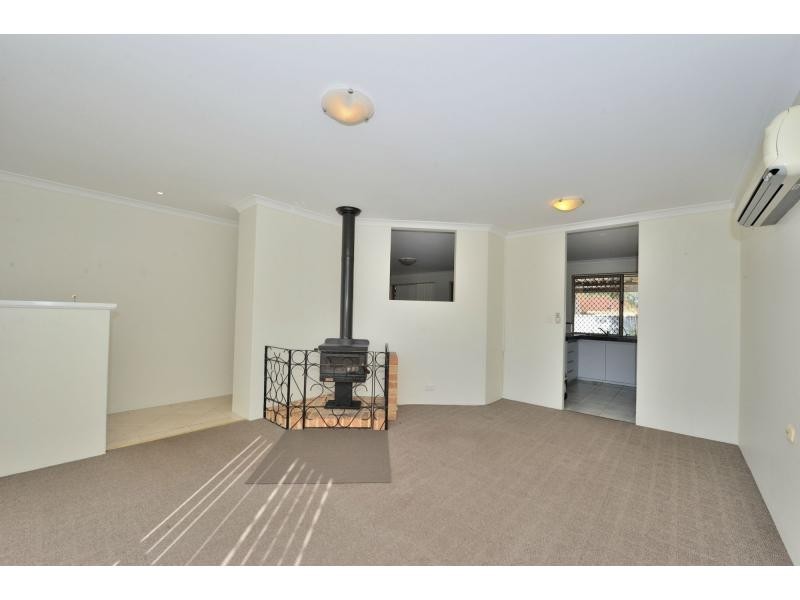 7 Fox Close, Waikiki WA 6169