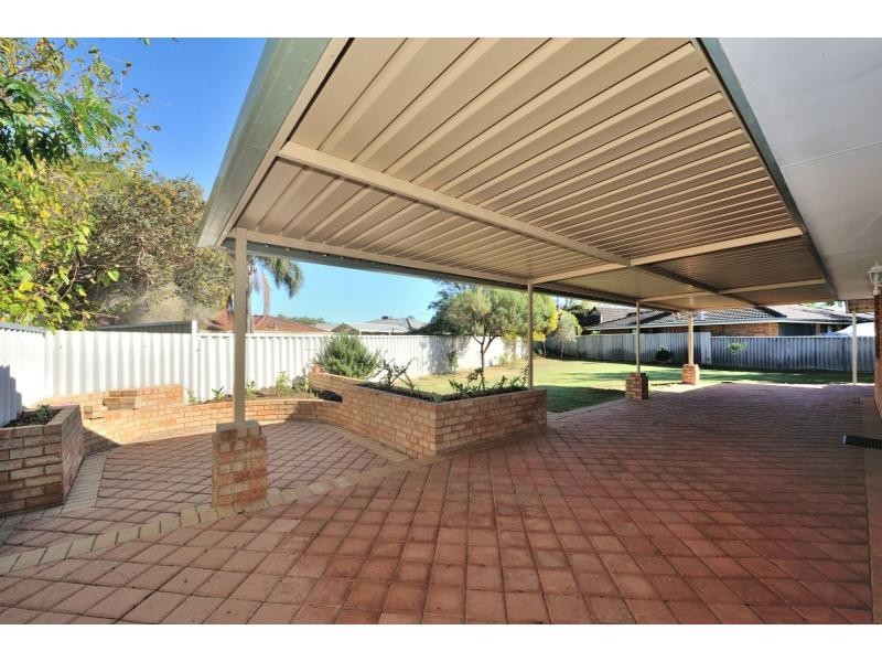 7 Fox Close, Waikiki WA 6169