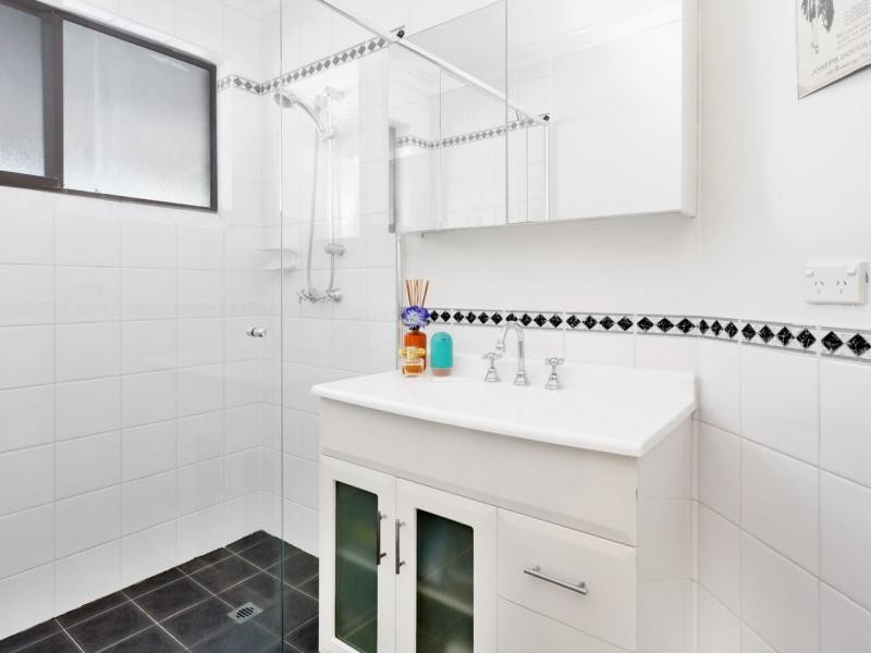 56 Dotterel Way, Yangebup WA 6164