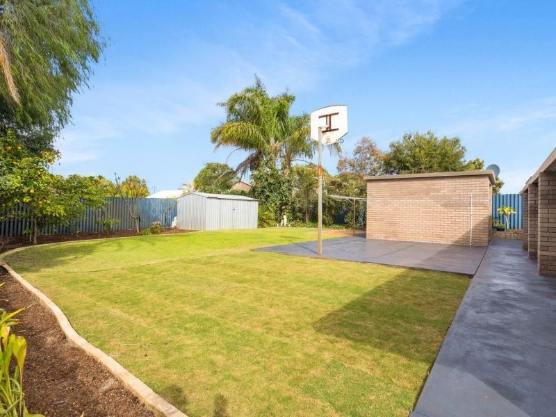 56 Dotterel Way, Yangebup WA 6164