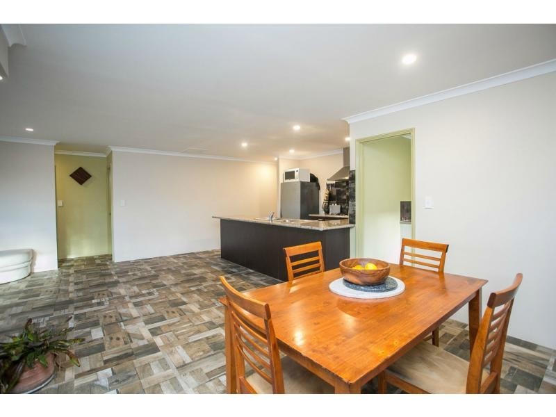 2/24 Collick Street, Hilton WA 6163