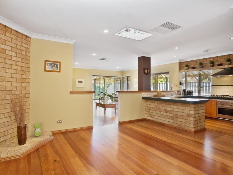3 Grebe Gardens, Yangebup WA 6164