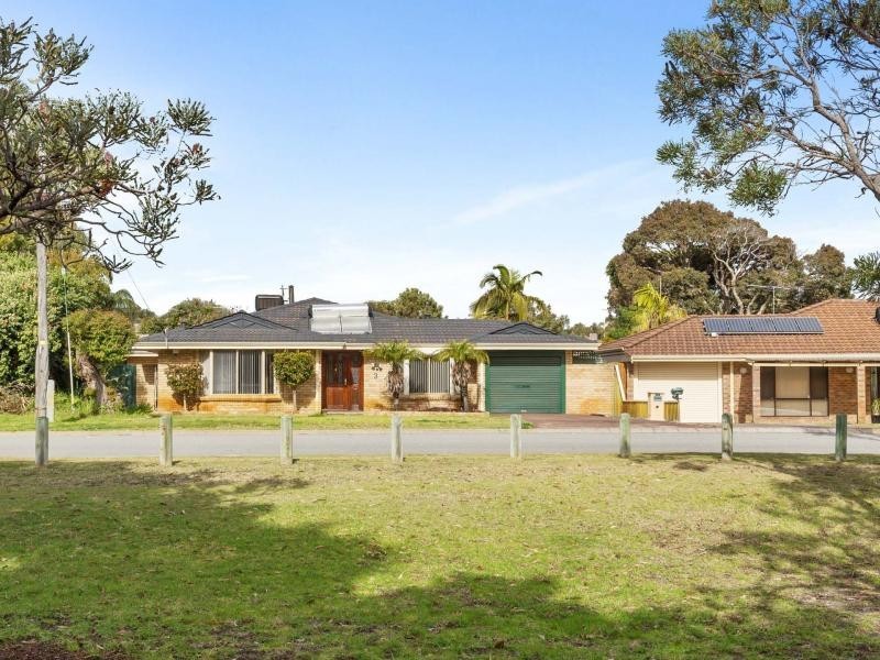 3 Grebe Gardens, Yangebup WA 6164