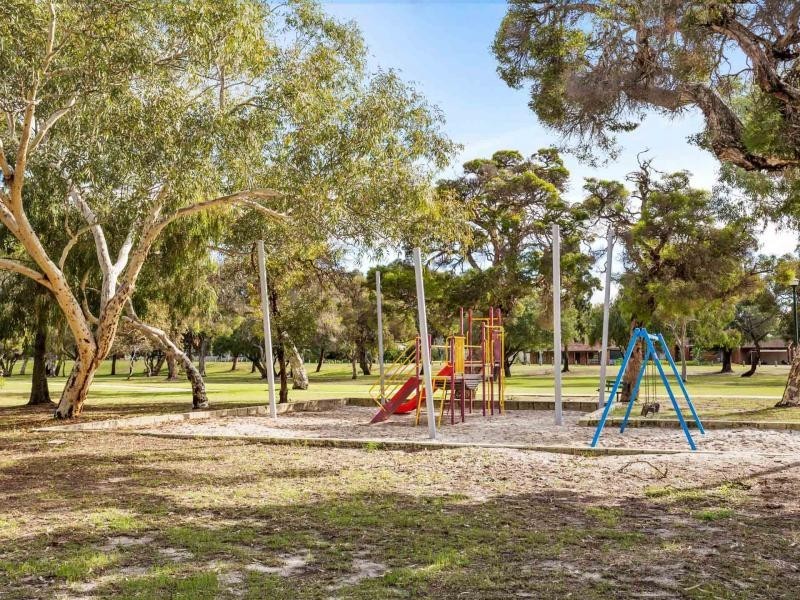 3 Grebe Gardens, Yangebup WA 6164