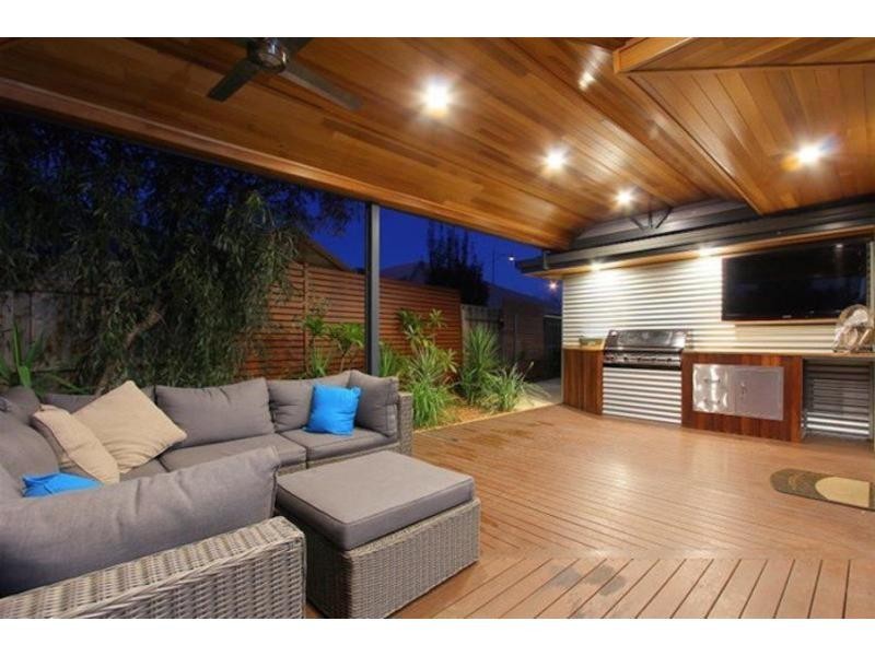 17 Petworth Drive, The Vines WA 6069