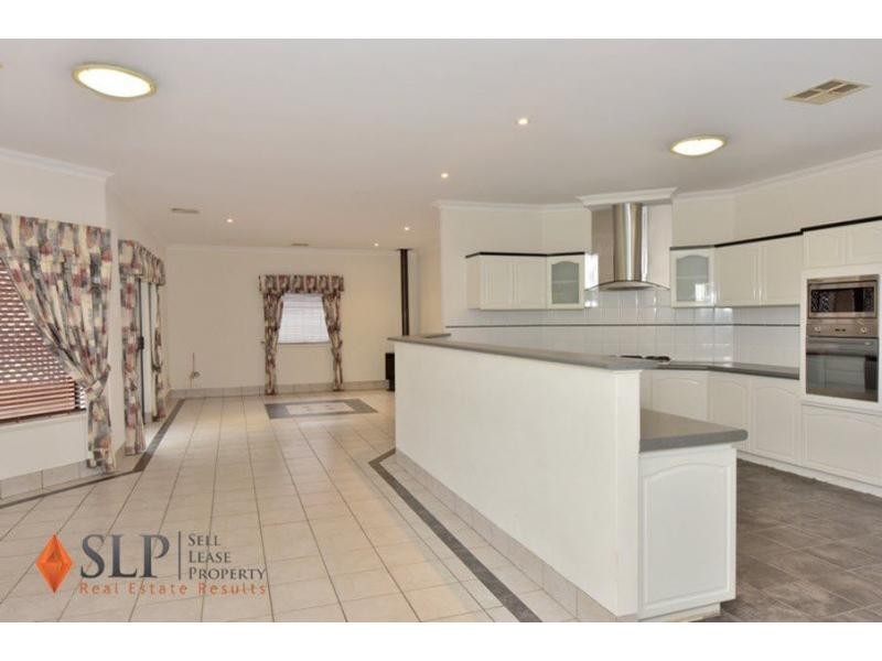 332 Vines Avenue, The Vines WA 6069