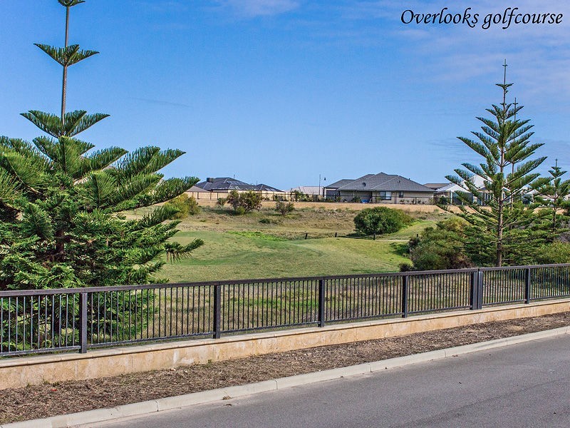 16 Blackshear Green, Secret Harbour WA 6173