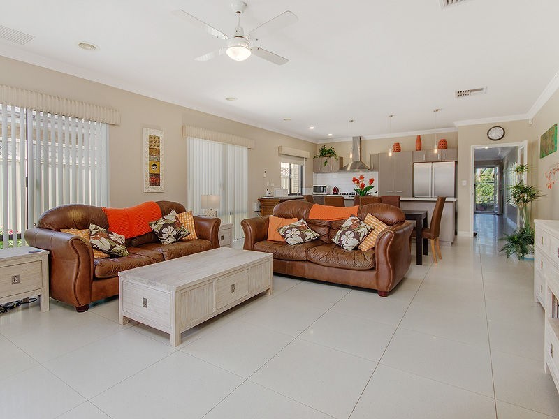 16 Blackshear Green, Secret Harbour WA 6173