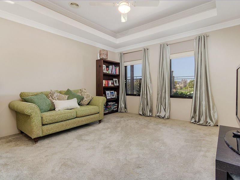 16 Blackshear Green, Secret Harbour WA 6173