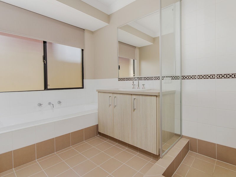 16 Blackshear Green, Secret Harbour WA 6173