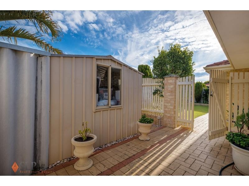 4 Mint Cove, Thornlie WA 6108