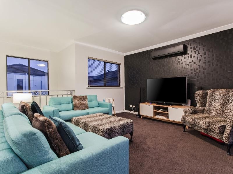 94D Parkin Street, Rockingham WA 6168