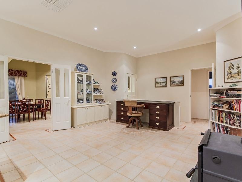 15 St Clair Place, Cooloongup WA 6168