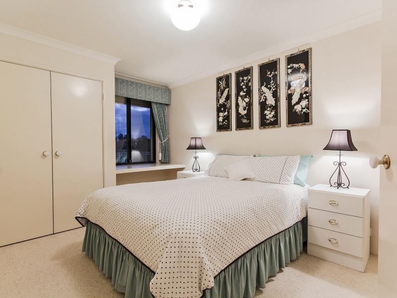 15 St Clair Place, Cooloongup WA 6168