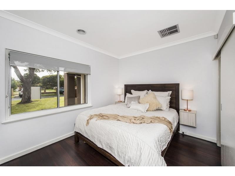 45 Downey Drive, Manning WA 6152