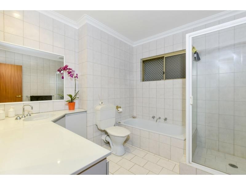 26 Dale Drive, Gooseberry Hill WA 6076