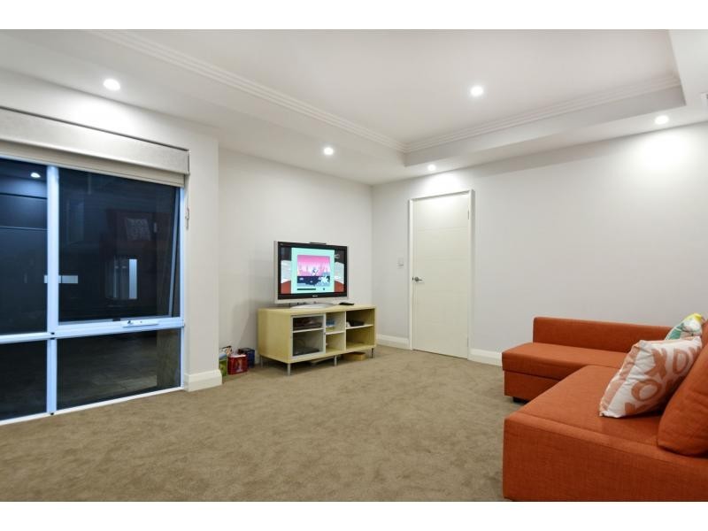 65C Raymond Street, Yokine WA 6060