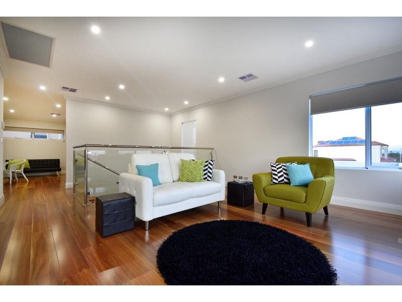 65B Raymond Street, Yokine WA 6060
