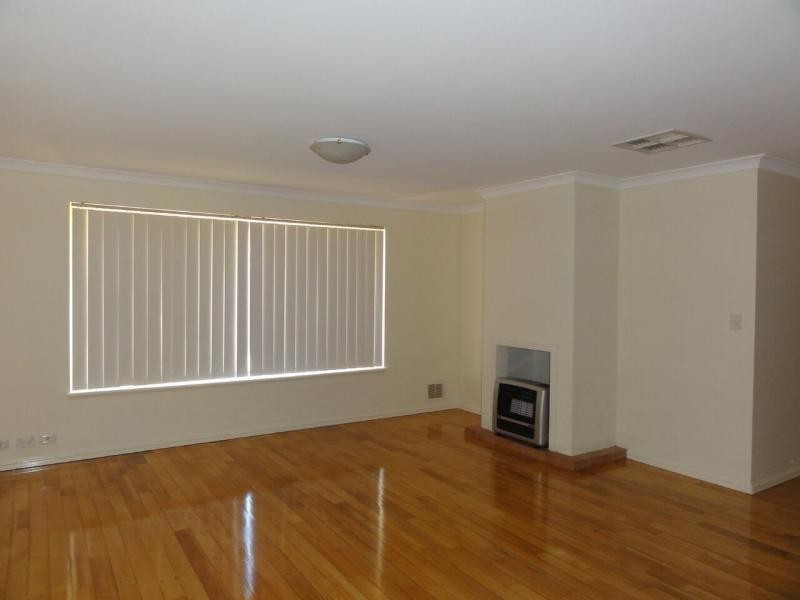 23 Trevino Drive, Port Kennedy WA 6172