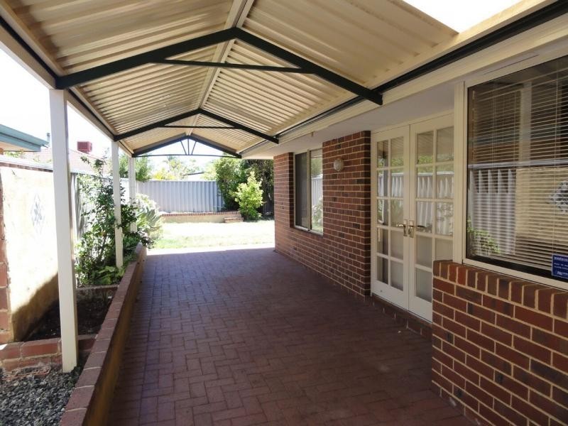 23 Trevino Drive, Port Kennedy WA 6172