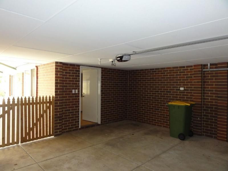 23 Trevino Drive, Port Kennedy WA 6172