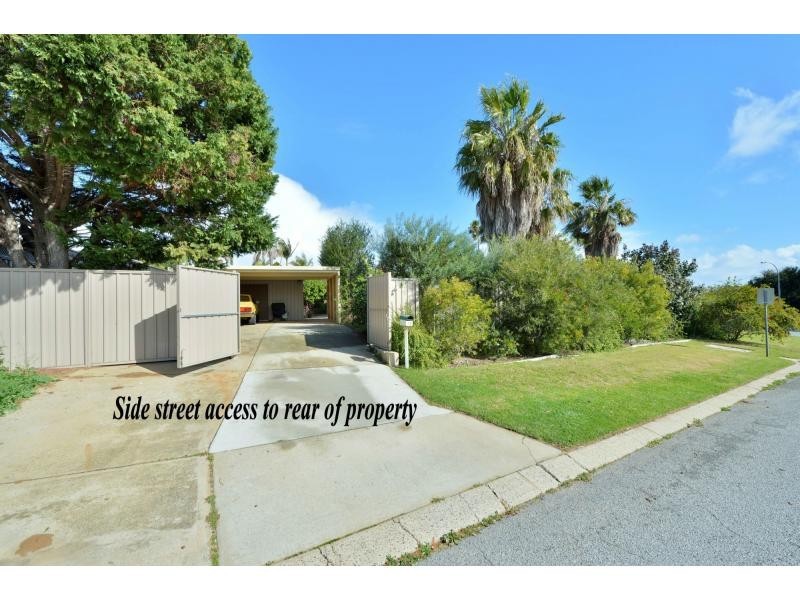 15 Portmarnock Circle, Halls Head WA 6210