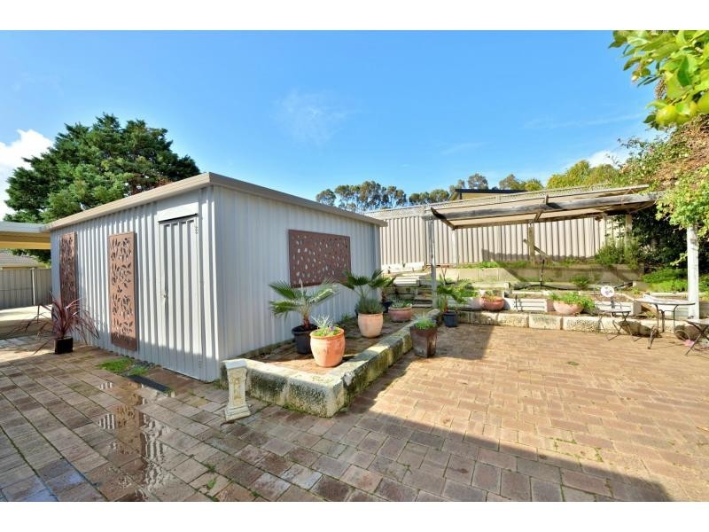 15 Portmarnock Circle, Halls Head WA 6210